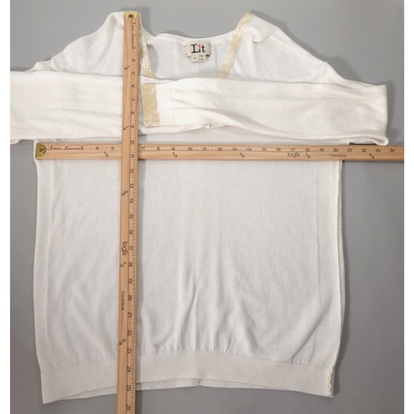 Label +Thread Goldie V Sweater Womens Medium Cream Knit Minimalist Timeless - Picture 11 of 16